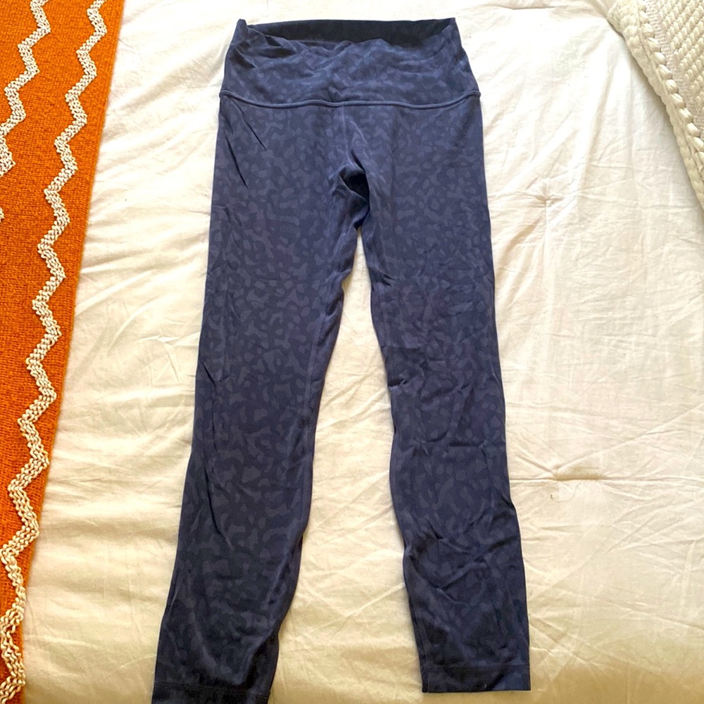 RARE Lululemon Aligns